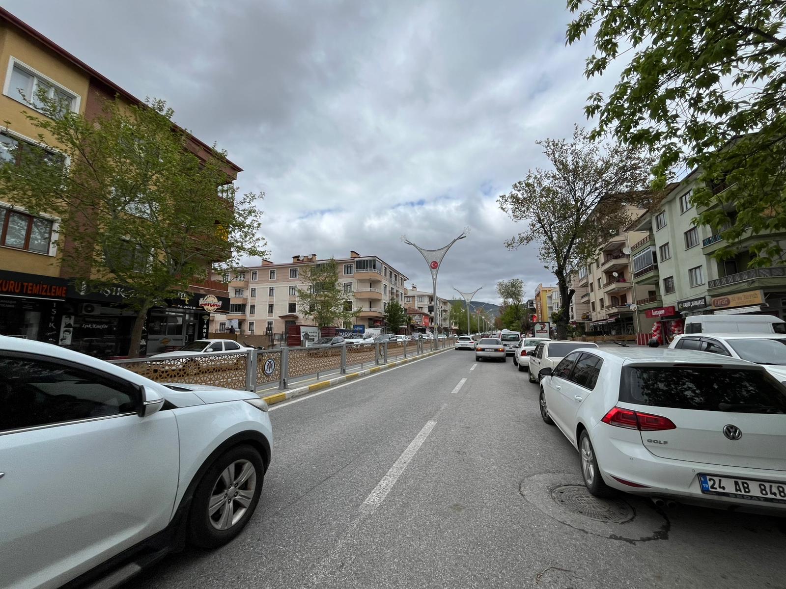 MABEL'DEN ORDU CADDESİ ÜZERİ MÜKEMMEL KONUMDA KİRALIK 2+1 DAİRE